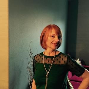 Meet your Posher, Cynthia